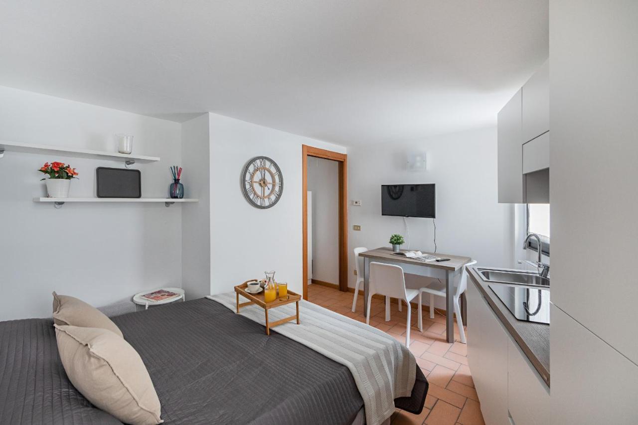 La Limonaia Apartments By Wonderful Italy Гардоне Ривера Екстериор снимка